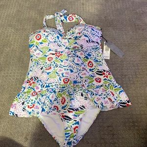 Jacklyn Smith so 12 full piece bathing suit